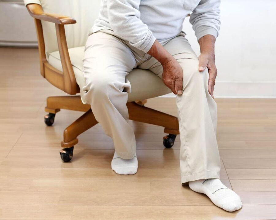Eine Osteochondrose der Gelenke äußert sich in eingeschränkter Beweglichkeit und Schmerzen. 