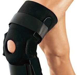 Bei Arthrose muss das erkrankte Kniegelenk mit einer Orthese versorgt werden. 